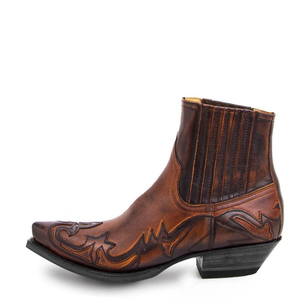 Bradley | Men’s Vintage Cowboy Boots with Stitching 1