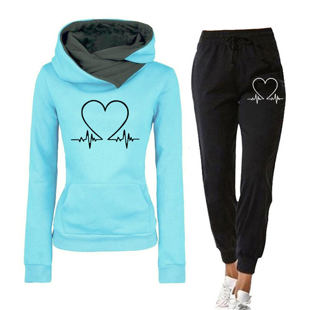 Katie | Women's Comfortable Hoodie & Jogger Set 1